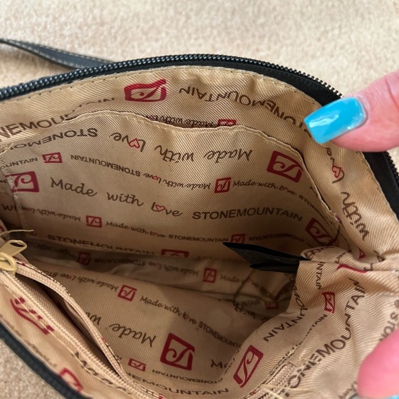 Stone & Co. Black Leather Crossbody Bag with Adjustable Strap - Picture 6 of 7